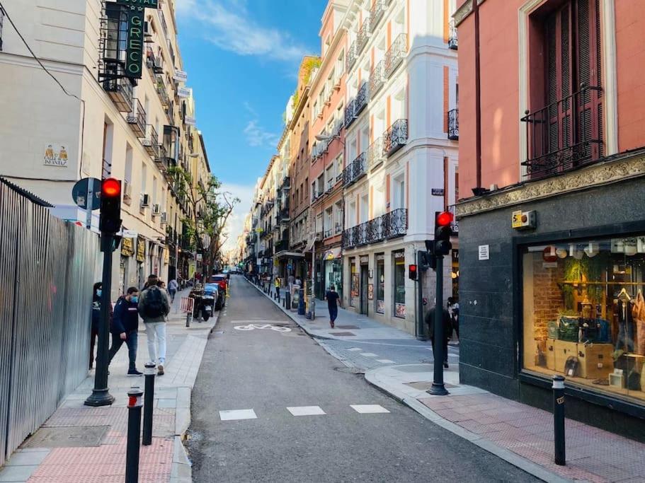 Apartamento En La Calle Hortaleza De Madrid Centro Kültér fotó